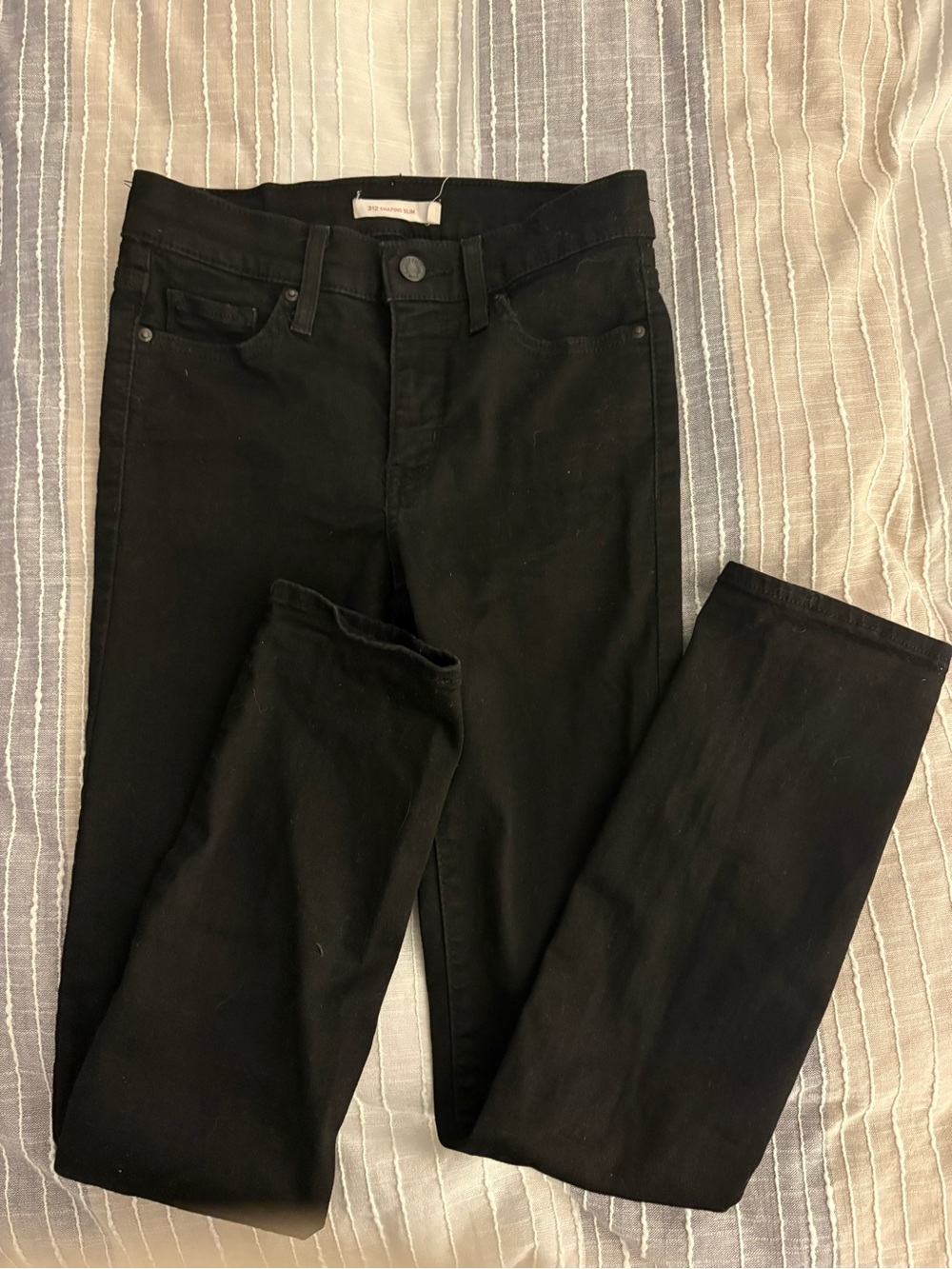 Levis 312 Shaping Slim Jeans Womens 26 Black Stretch